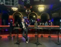 Таллиннскую публику ждет необычное развлечение: интерактивный спектакль «Убийство в Рождественскую полночь»